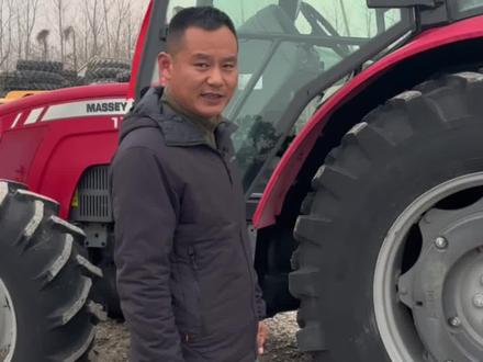 2015年麦赛福格森1204,铂金斯4缸,前轮14.9-24后轮18.4-34,12+4档位,动力输出540-1000,辅助顶,多路阀,空调,纯新车#抖音农机热门 #农业机械 #二手农机 #抖音农机 @抖音小助手 @抖音创作者中心 @抖音热点