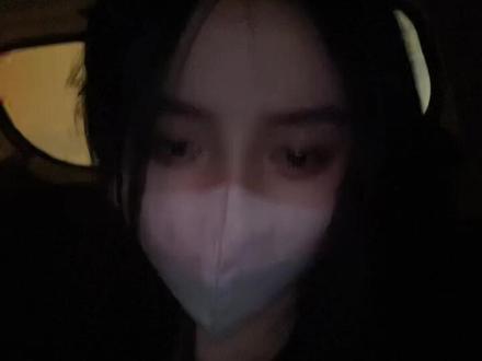 我生性自由散漫 不喜欢约束 我的全部野心就是自由的一生