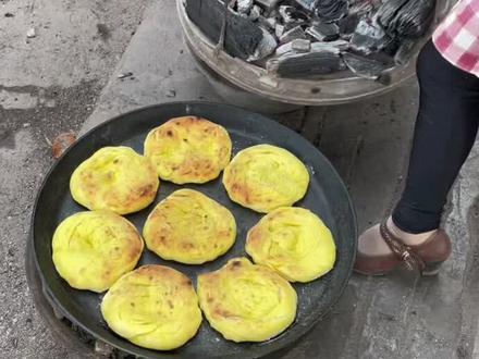 一座姚州城,半部云南史,椒盐饼,姚安特色小吃之一,虽然普普通通,却是多少人的童年记忆#地方特色美食 #传统手艺 #小时候味道 #美食 #民间传统美食