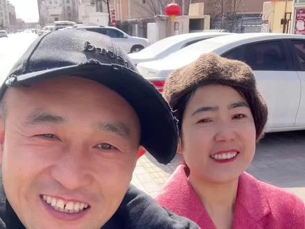 本来打算去考个摩托车D照,问了下价格,两人也要千元合计来合计去,又想干脆买辆电动自行车。可电动自行车也要两千多、三千块。算来算去,越算越纠结,到底该咋选,真的拿不定主意了…#抖音就是记录生活 #增驾#电动车驾照 @DOU+小助手 @DOU+上热门