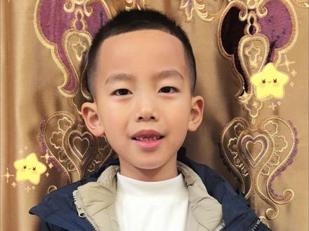 ❤️感冒一场,画技大涨!零基础小朋友3步画出超赞半挂车,老母亲惊讶了!#宝宝画画 #成长日记 #零基础绘画 #圆珠笔画 #一年级