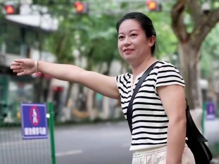 32岁孕妈怀孕后相貌大变,有网友称怀儿子皮肤会变差,当事人已成功诞下一名女宝宝,专家:皮肤变差和孕妇个人体质有关。