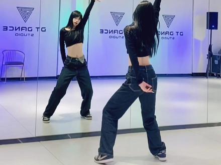 #Tomboy #Tomboy慢速分解教学
这次很快、拿去👈👈😜😜#Tomboy舞蹈#Tomboy分解教学