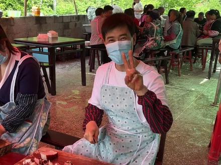 帮忙,今天混到厨房了,农村酒席,人间烟火#帮忙 #农村酒席