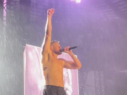 Imagine Dragons Mercury World Tour 6.18
《Bones》大丹的现场太稳太燃惹!!!
#音乐现场 #imaginedragons #神级现场 #海外生活 #英国 #留学日常