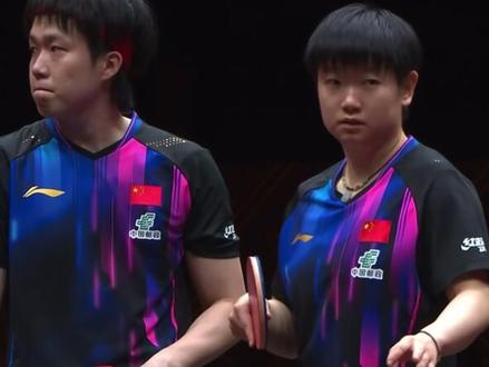 #王楚钦孙颖莎3:0林诗栋蒯曼
笑死了,这最后一分也太乌龙了,哈哈哈哈哈哈
#王楚钦孙颖莎vs林诗栋蒯曼 #搞笑球