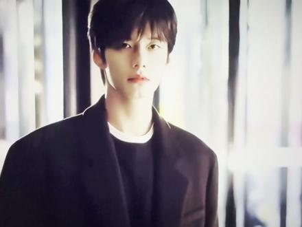 六年后姜暮回国,两人在靳朝开的咖啡店重逢#双轨#追剧 #强烈推荐