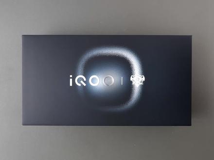 iQOO15T首发评测:2K144Hz8000mAh游戏手机 #抖音创作季 #vivo #iQOO #游戏 #游戏手机