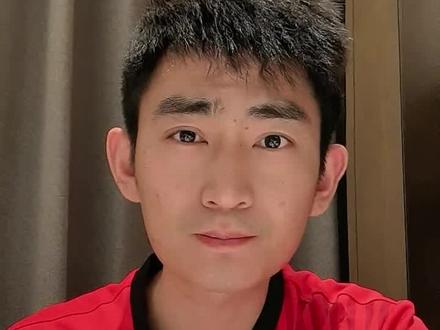 #苏超 #淮安vs常州 既然是错误的判罚,我们真的不能去修正他吗?相比较其他联赛来说,我们是不是可以开创先河,用恰当的手段去中和错误判罚导致的不公平!对于冲突,我们淮安队认罚,但是希望下一场对战盐城,我们依然是齐整的阵容!