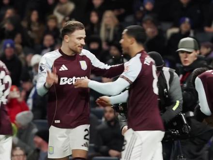 一个视频看懂维拉战术的底层逻辑!为什么他们会惨败给阿森纳? 大家新年快乐!#青年创作者成长计划 #送ta上精选 #抖音精选宠粉福利 #2025精选内容盘点 #阿斯顿维拉