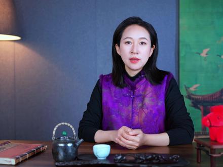 大年初一几点开门最“接福”?哪三件事不做? 大年初一什么时候打开家门迎财迎福比较好呢?首先、大年初一早上第一次开门,老辈人叫“开财门”“迎祥门”,是新年里最关键的仪式之一。大年初一几点开门最“接福”?哪三件事最好不做?#大年初一什么 #春节 #除夕