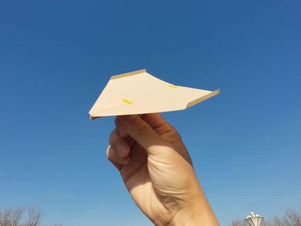 空中之王永远的神,教你折能飞28.5秒的318U滞空纸飞机 #纸飞机 #手工折纸 #滞空纸飞机 #童年的纸飞机