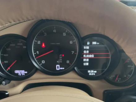 保时捷帕拉梅拉保养完检测机油量的教程#汽车保养与维修 #汽车维修养护 #保时捷帕拉梅拉