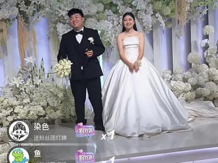 #超级蛋蛋结婚 @超级蛋蛋 新婚快乐小猪崽叫起来