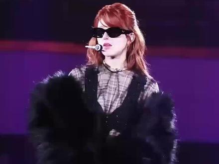 赵露思美到直接让她的大耳环消失了#娱乐