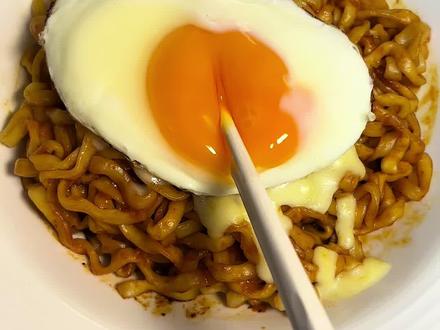 学完煮蛋学漫画蛋#我在抖音刷到煮鸡蛋神了 #漫画蛋#溏心蛋 #火鸡面