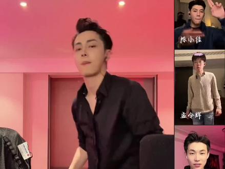 看入迷了😍.#爱播跳舞贼帅#🔥杰尼龟🔥