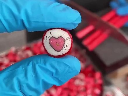 手工水果糖制作过程#水果糖 #嚼嚼糖 #糖果 ##零食 #切片糖