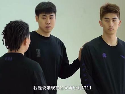 野球帝出现内讧,孙鹏和凯瑞图对骂,但不管什么原因相信都是为了球队更好@孙那个鹏 @凯瑞图Carry2 #野球帝 #孙鹏 #凯瑞图 #逐刻#球员冲突