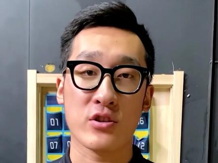 打球饿了的话可以吃泡面吗?#野球帝courtman #不同视角下的篮球