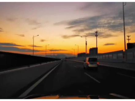 教你制作这种抖动闪光卡点效果,教程简单且详细#剪辑教程 #关键帧 #剪映@DOU+小助手 @创作灵感小助手