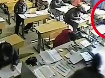 #江苏考生用橡皮擦作弊#监考老师紧急报警#案件引发全省震动#