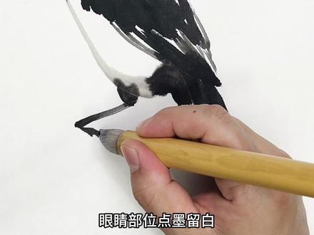 画喜鹊 元旦到了,画个简单的喜鹊,喜上眉梢,元旦快乐#传统文化 #国画 #水墨写意 #画画 #写意画