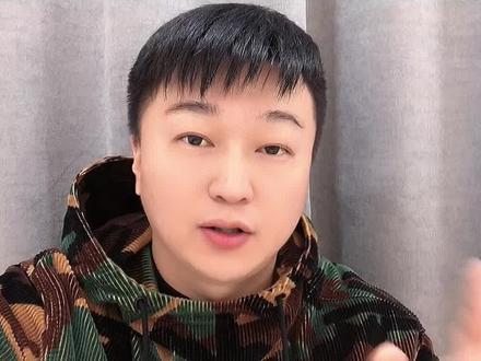 辽宁男篮体测全员通过 刘雁宇摸高3.76米刷新CBA记录#dou来cba#dou是球评人#辽宁男篮#刘雁宇#