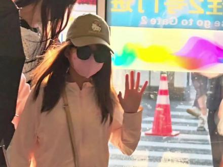 缩小版昆凌亮相,周董女儿海瑟薇,10岁颜值气场拉满 #昆凌 #周董女儿 #周杰伦 #海瑟薇
