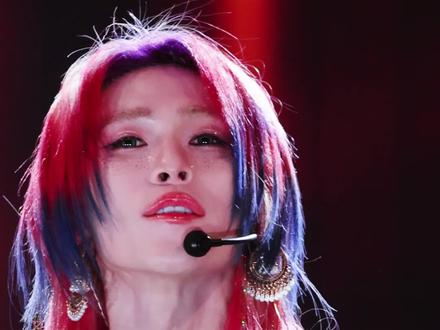 浮云卷霭,明月流光。
#坤音2026家族演唱会#岳明辉#岳岳pinkray#oner#被藏起的一页