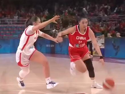 3月8日今晚七点半,中国女篮世界杯资格赛热身赛最后一场,恭喜中国女篮85:51大胜捷克女篮,豪取三连胜,中国女篮韩旭、李月汝回归,韩旭出场4分钟,贡献4分2篮板,李月汝未上场。唐子婷砍全场最高12分,命中2记三分,展现高效得分能力。刘禹彤11分,内线冲击力强,多次完成二次进攻。陈明伶10分,作为首发中锋稳定输出。杨舒予7分,外线三分命中并参与快攻组织。张曼曼7分,担任控卫串联球队。张子宇替补登场贡献8分。中国女篮姑娘加油!#女篮世界杯资格赛热身赛 #中国女篮VS捷克女篮#dou来为中国女篮姑娘们加油吧