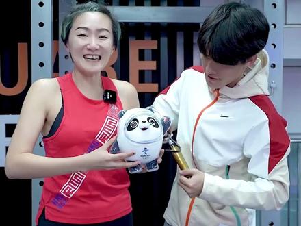 你们都有冰墩墩了吗?#冰雪2022 #冰墩墩和雪容融@游不动的小明