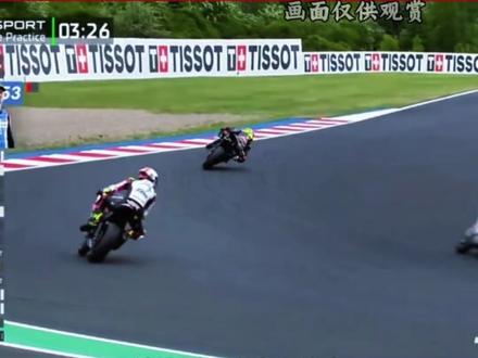 WSBK捷克站燃爆全场!德比斯助力张雪机车勇夺练习赛榜首 #张雪机车 #WSBK赛事 #机车竞速 #捷克站赛场 #职业摩托赛事