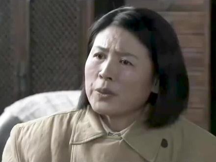 首长来找失散多年的兄弟,不料一对暗号,竟是送饭大叔