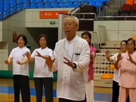 赵幼斌老师,讲解示范85式太极拳第一段 #太极拳