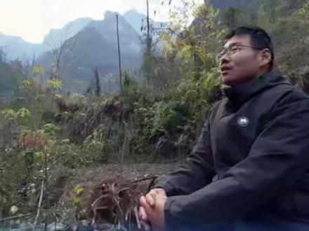 12月12日报道,荒野求生挑战赛提前结束,老六荒野工作人员回应奖金分配,包含所有奖金 平均每人8万。(编辑:孙三三)#荒野求生 #七星山荒野求生挑战赛