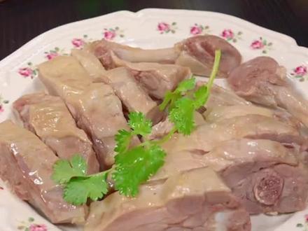 现切盐水鸭腿开袋摆盘就是一道菜,快捷方便 味道好