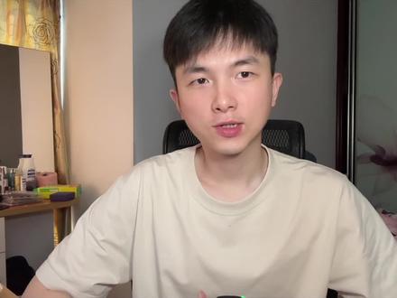 长安启源A07预售15.8-18万,正式售价会是?和SL03差别在哪里?
#长安启源a07 #深蓝SL03