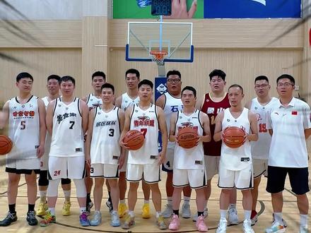 “浙BA”宁波赛区开战在即,象山灌篮高手火热备战中!“目标是冲出宁波,走向浙BA!”(记者:林潇叶 周徐航 实习生:史纭毓)#有山有海有你 #浙江dou知道 #浙BA #篮球 #象山最美海岸线