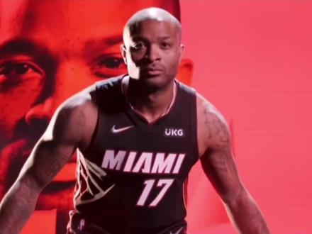 一辈子没当过老大,他却活成了 NBA 的传奇 #塔克退役