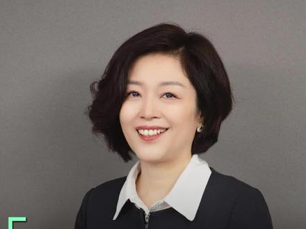 CEO是行政老大,管执行;
董事长是董事会核心,管监督和决策支持;
总经理在西方是中层,在中国常等同于CEO。
#公司治理 #职务 #企业管理#管理思维 #涨知识