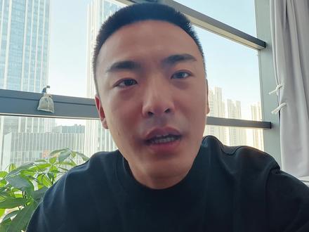 你们还看到过哪些夯爆了的旅游标语? 辽阔的土地生不出狭隘的爱,没有华丽的词藻,去句句戳心!#从景区宣传语里感受文字的力量 #辽阔的土地生不出狭隘的心 #新疆 #西藏 #新疆旅游