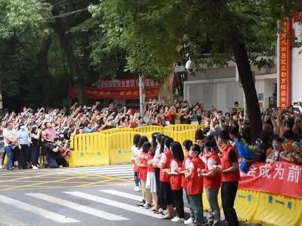 高考试卷最后都去哪了?高考结束后,考官为啥要收走草稿纸? #2023高考 #高考试卷 #科普 #涨知识