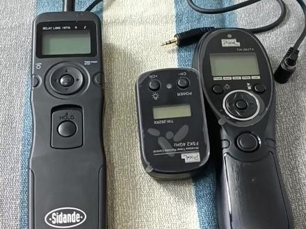品色的无线快门线是解决佳能5D2等老单反相机拍延时的完美解决方案!#无线快门线 #快门线