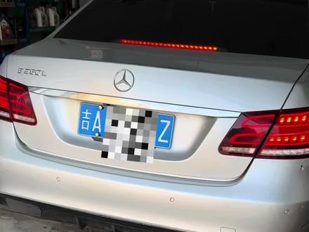 #奔驰e260 奔驰后杠长螺丝拆卸小妙招