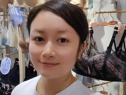 关于内衣一排扣到五排扣是什么样子?#内衣#排扣#同城