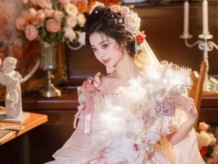 2026开年必拍的八种写真风格
#个人写真#上海写真#写真风格推荐#上海约拍#上海写真推荐