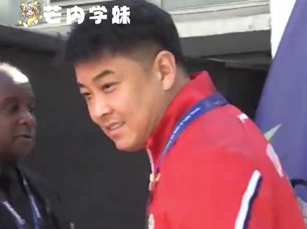 男队工作证真的是一人一个挂法#乒乓球男队 #伦敦世乒赛 #王皓 #王楚钦