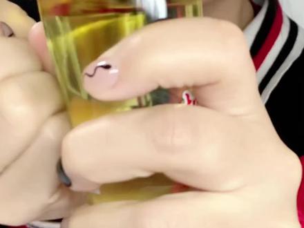 最后一种喝法简直了,云南人太会研究酒了,还真挺上头!#微醺时刻 #酒蒙子的日常 #松子酒 #微醺快乐水 #分享美食分享快乐😋😋