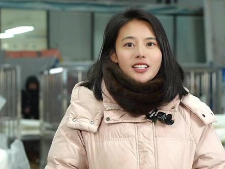 我真没有怀孕,你们发的那些照片都还印着ai呢,擦亮眼睛去看 #平妹 #孩子